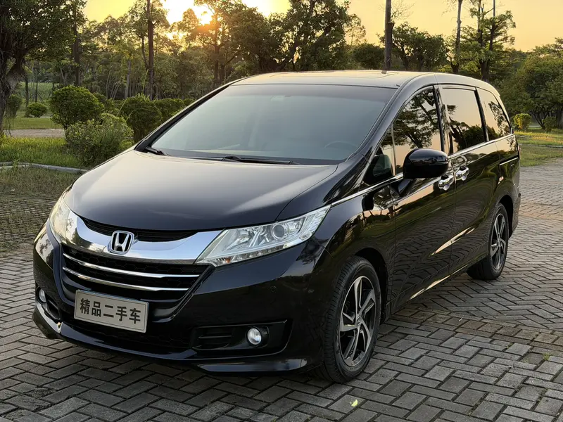 Honda Odyssey 2.4 L Luxury
