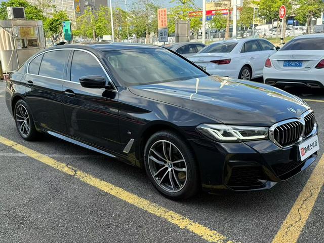 BMW 5 series 2024 Черный из Китая, фото 4