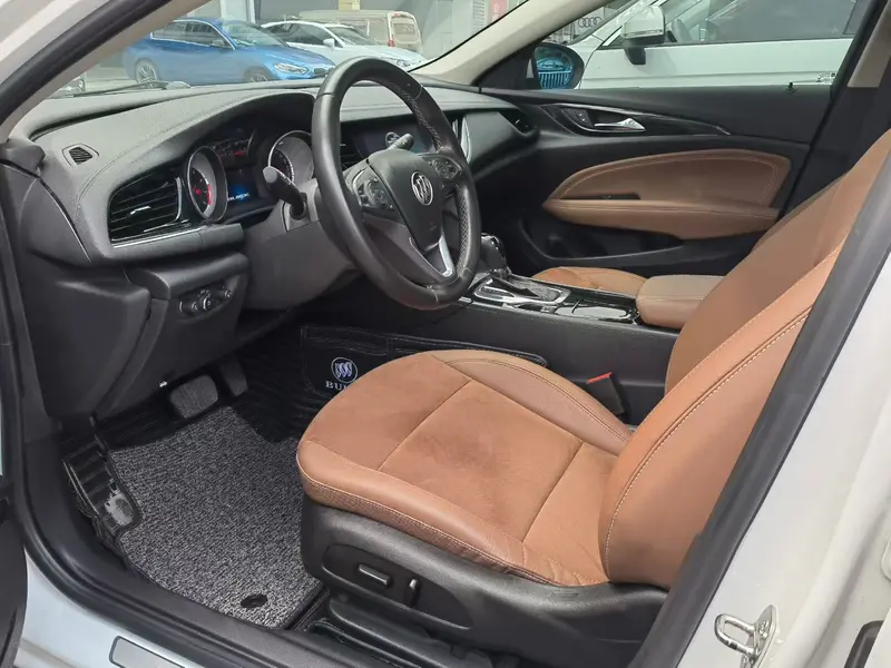 Buick Regal — фото 9
