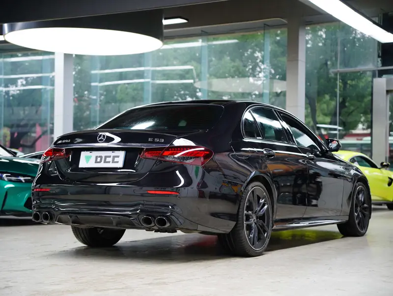 Mercedes-Benz E-Class AMG — фото 7