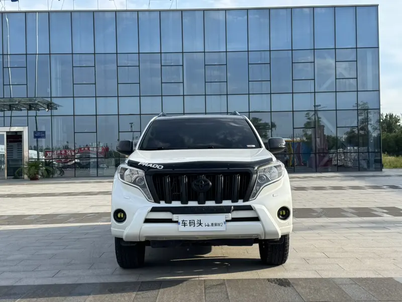Toyota Prado — фото 2