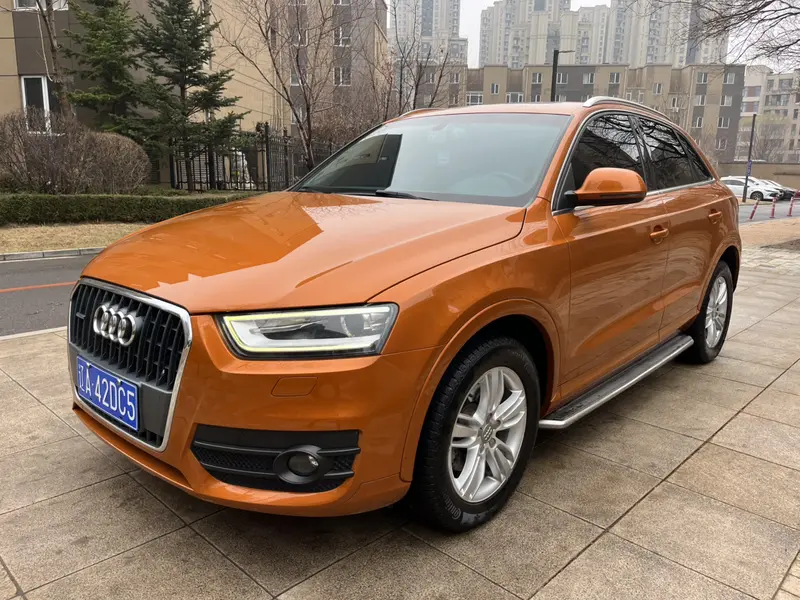 Audi Q3 — фото 1