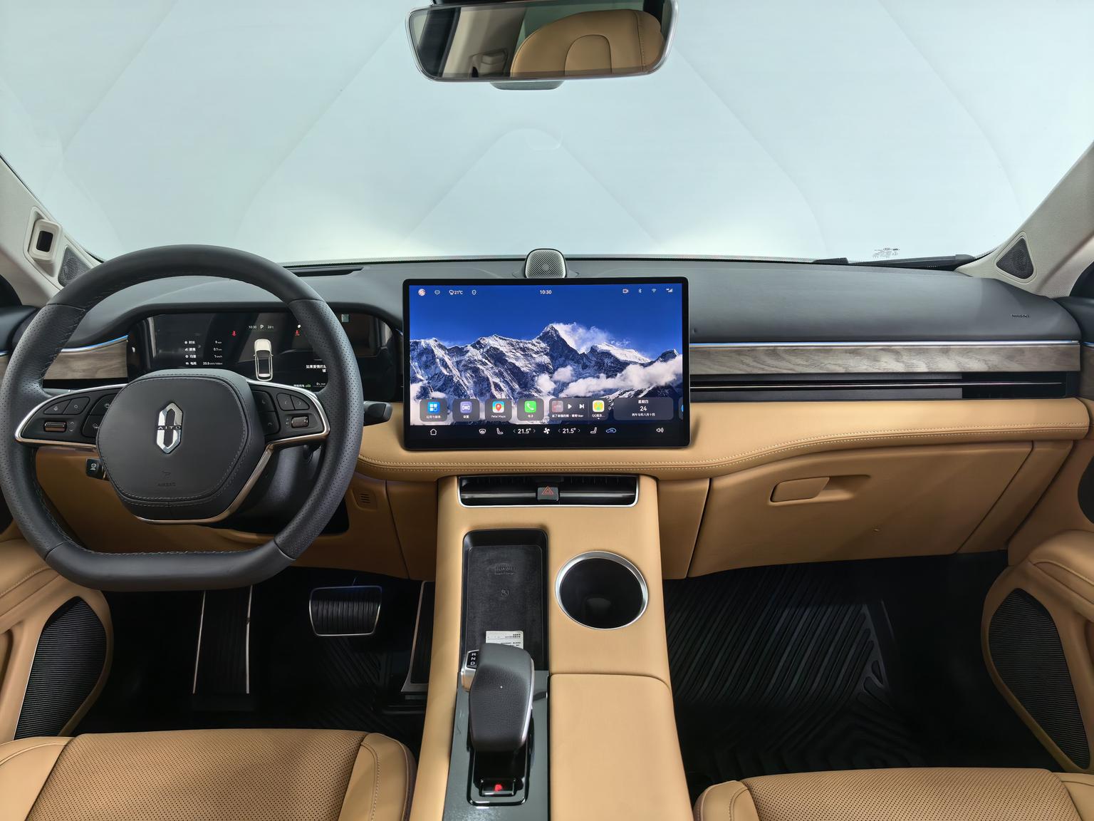 AITO M5: фотография 9 из 17