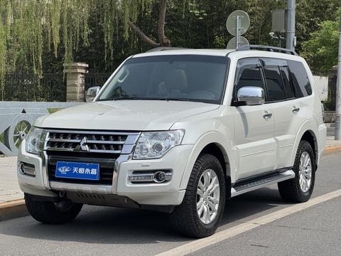 Mitsubishi Модель не указана