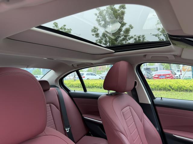 BMW 3 series 2021 Черный из Китая, фото 5