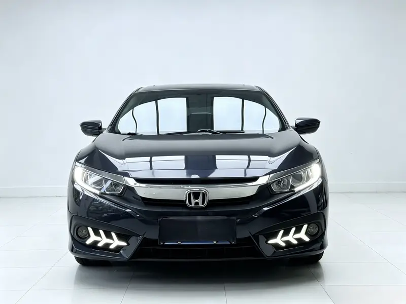 Honda Civic — фото 2