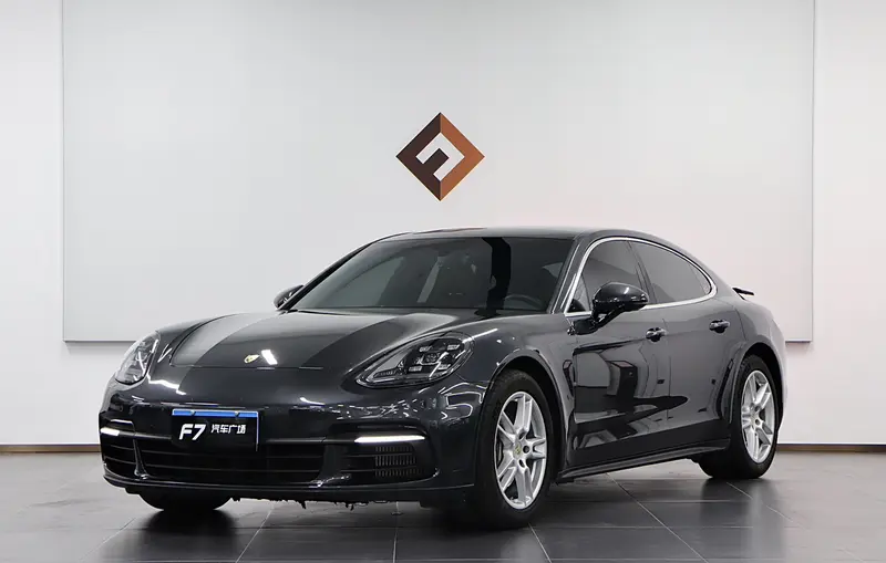 Porsche Panamera 2.9 T — фото 1