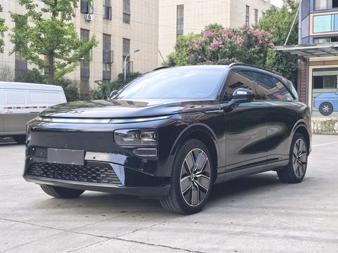 XPeng G9