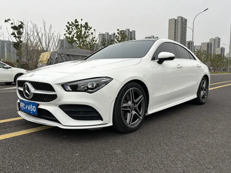 Mercedes-Benz CLA — фото 1