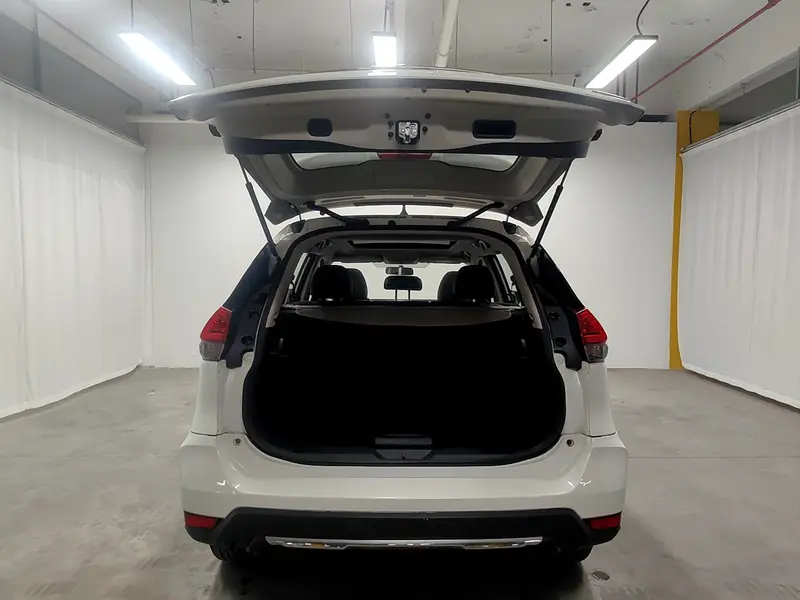 Nissan X-Trail 2.0L CVT комфорт 2WD — фото 20