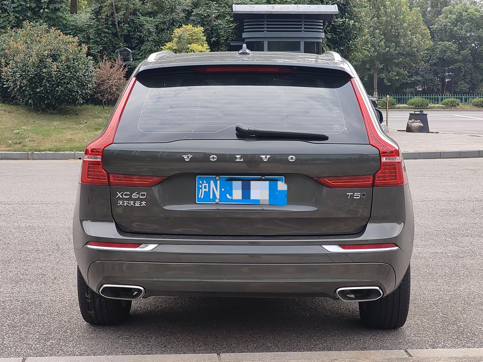Volvo XC60: фотография 4 из 13