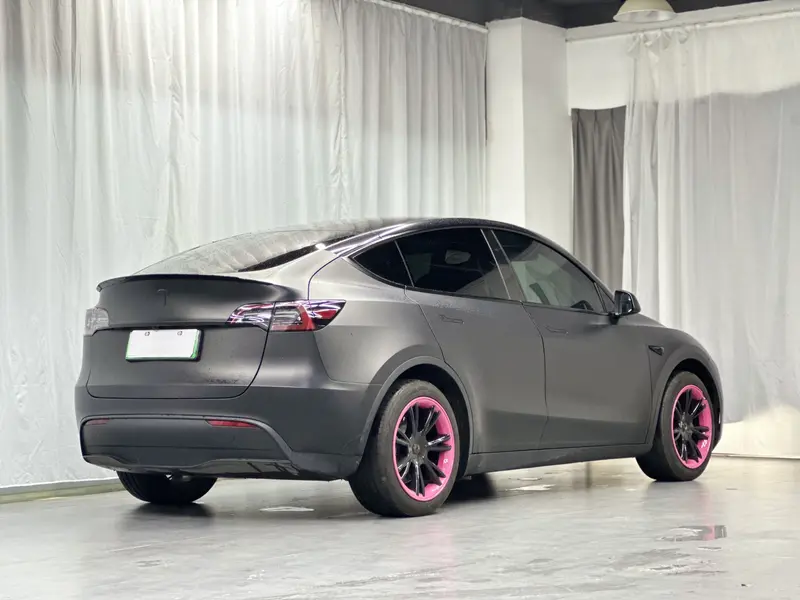 Tesla Model Y — фото 5