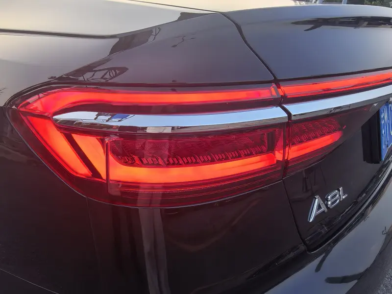 Audi A8 A8L 55 TFSI quattro люкс — фото 5