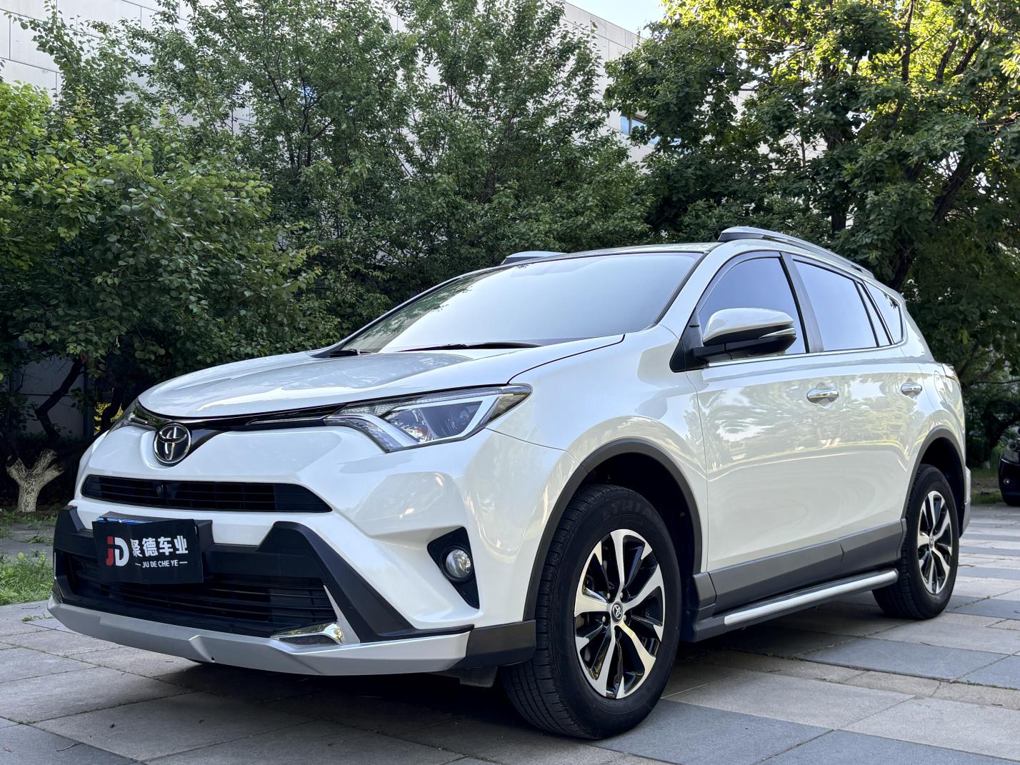 Toyota RAV4 2016 2.0L CVT Comfort