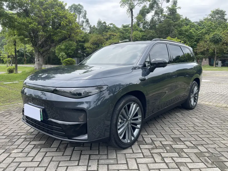 Leapmotor C 16 200 Premium Plus