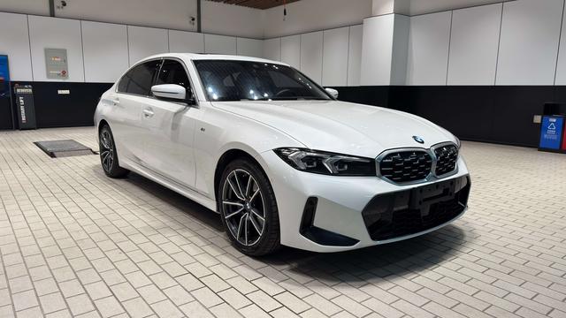 BMW 3 series 2025 Белый из Китая, фото 4