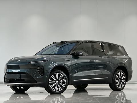 Nio ES8