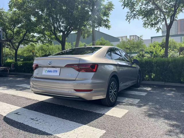 Volkswagen Sagitar id 4392021 из Китая 14