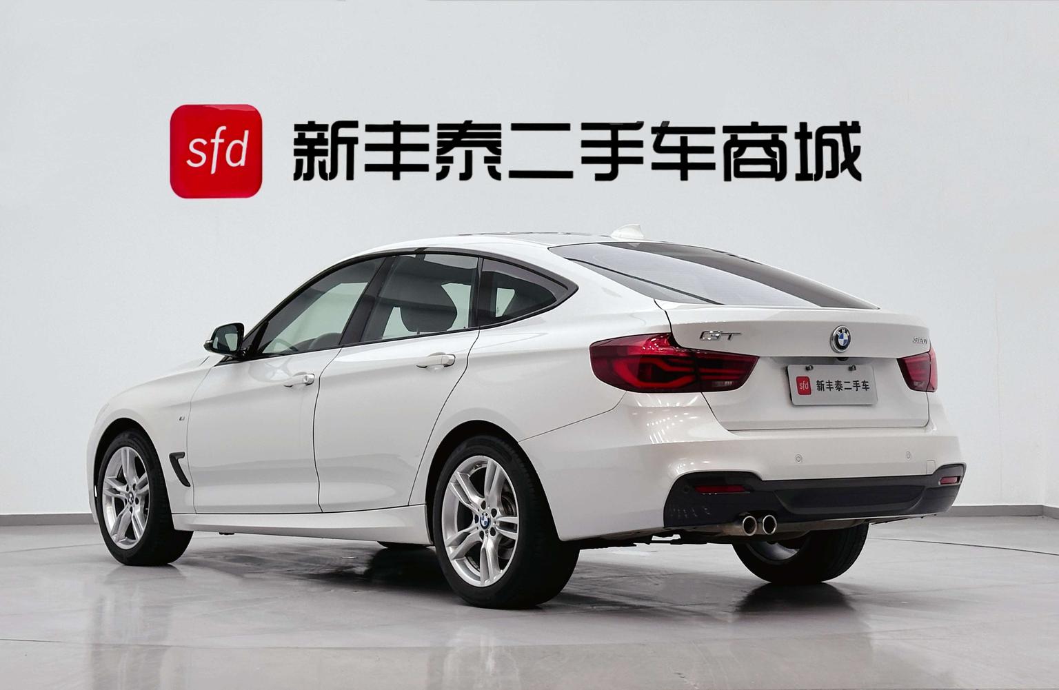 BMW 3 Series GT: фотография 6 из 31