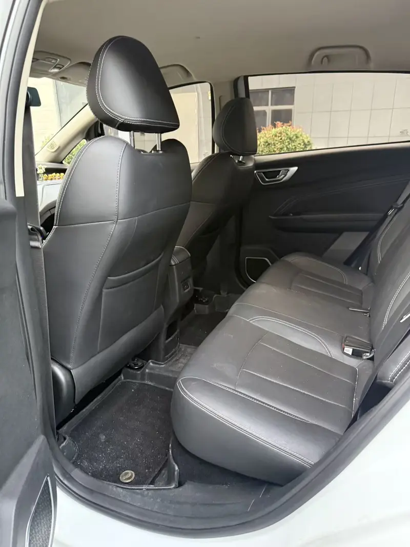 Geely Vision X3 1.5L CVT элит — фото 8
