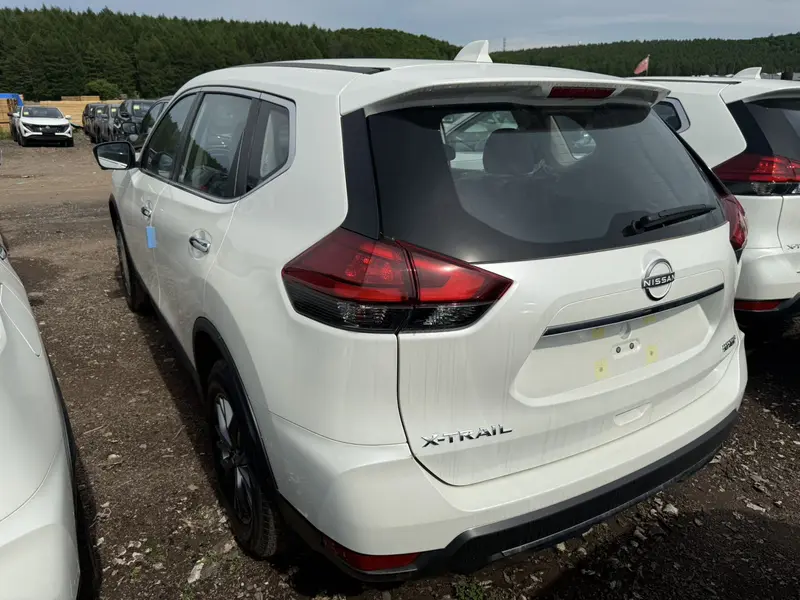 Nissan X-Trail 2.0 L 2 WD Advanced — фото 4