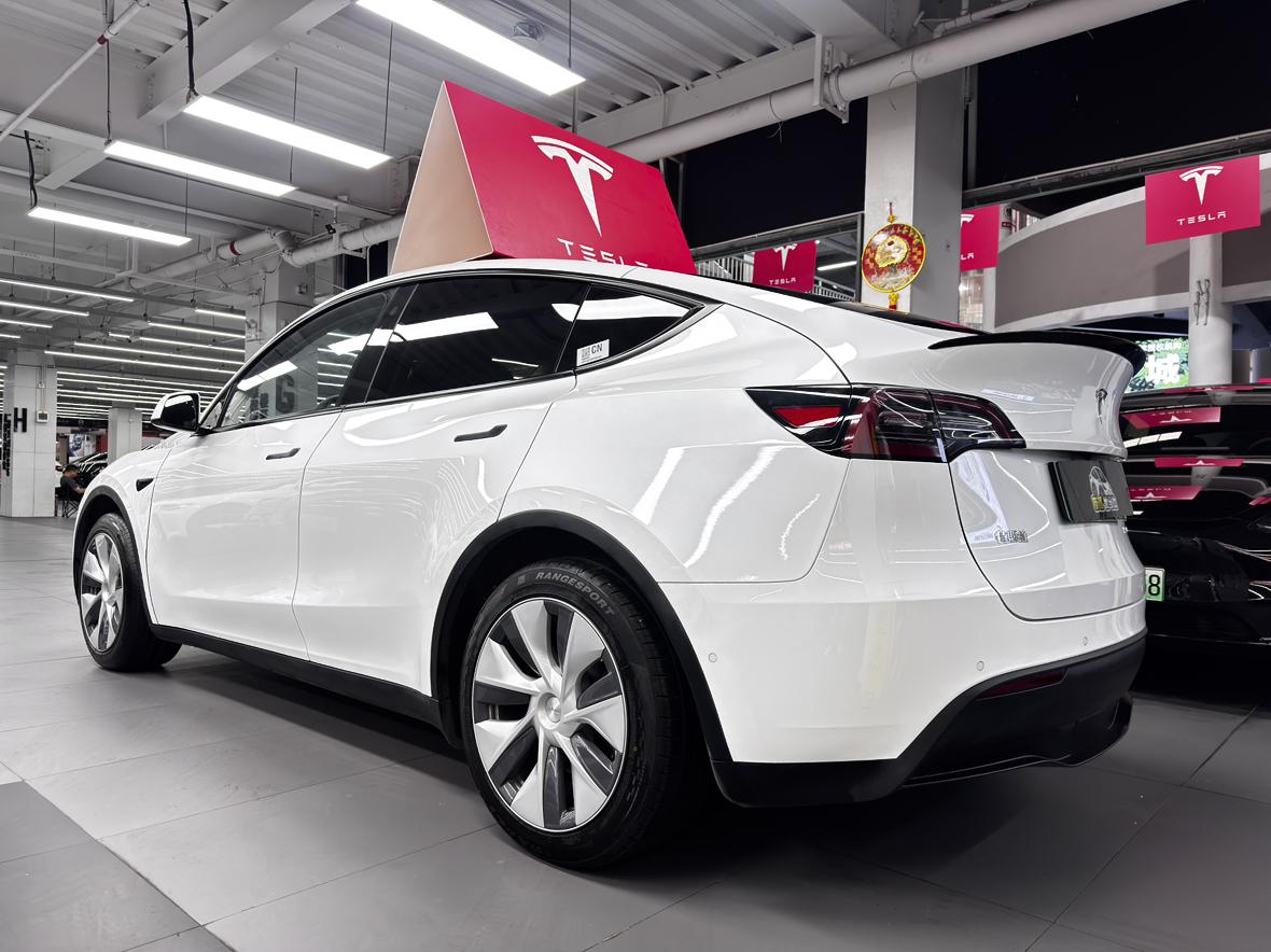 Tesla Model Y — фотографии объявления, Фото 11
