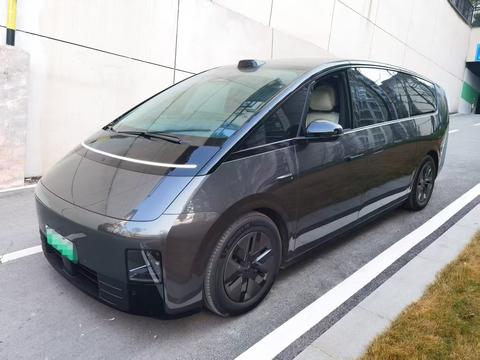 Li Auto MEGA