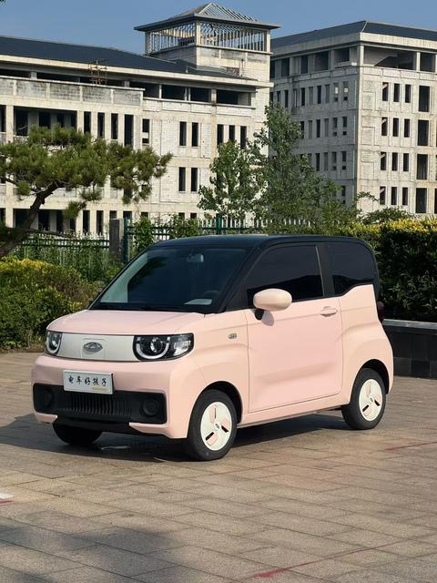 Chery QQ Ice Cream