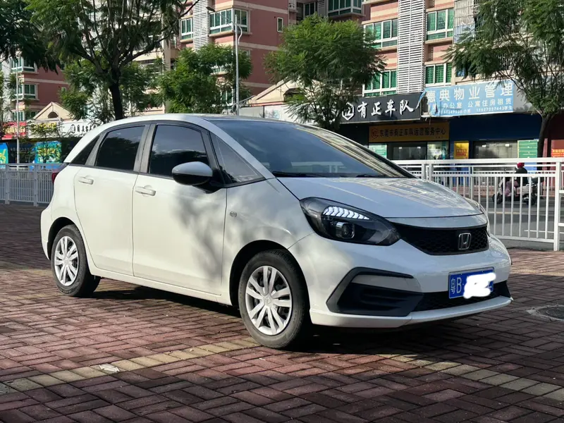 Honda Fit — фото 3