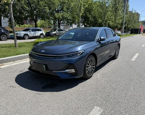 Geely Galaxy A7 EM