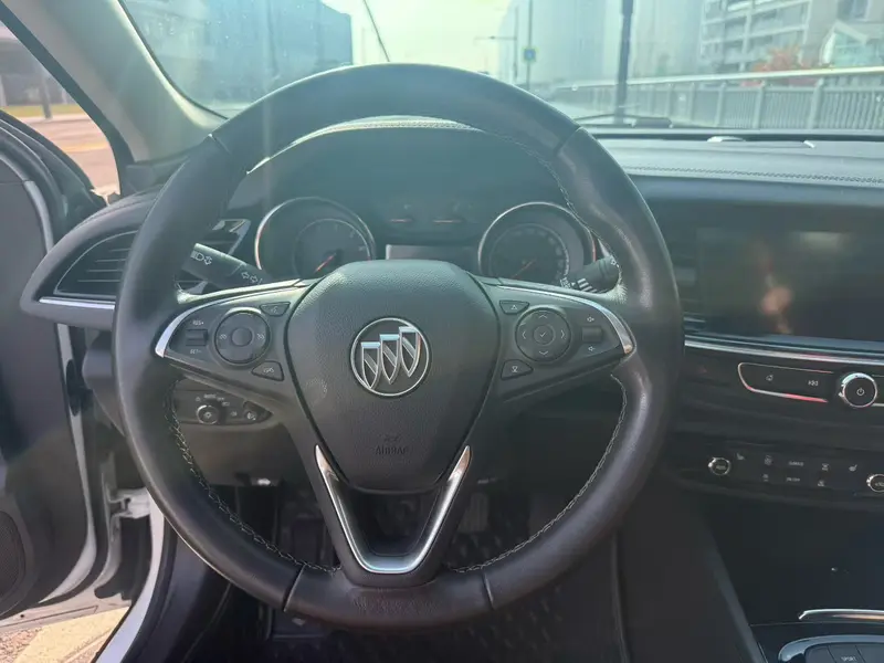 Buick Regal — фото 7