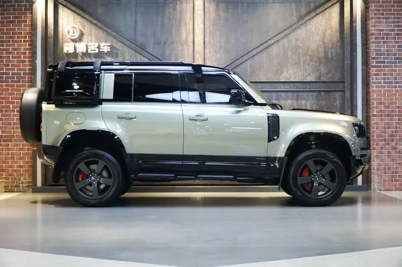 Land Rover Defender — фото 5