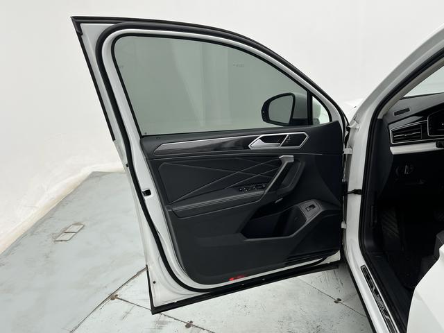 Volkswagen Tiguan L id 4392040 из Китая 12