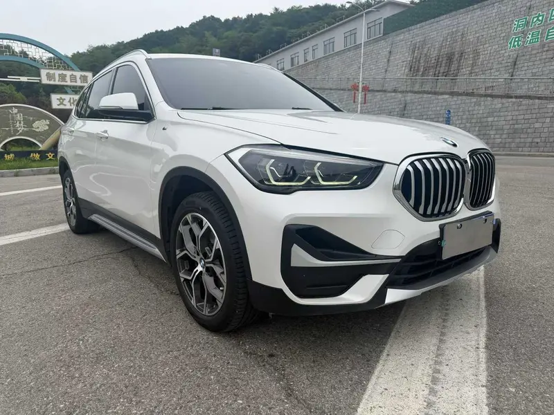 BMW X1 — фото 3