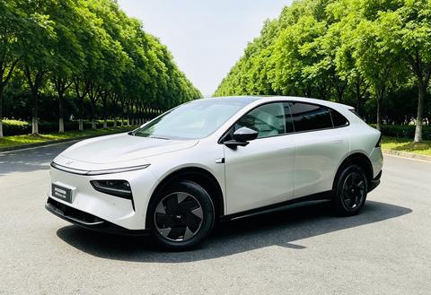 XPeng G7