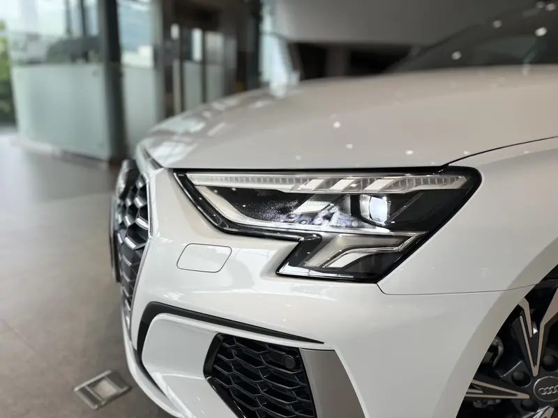 Audi A 3 A 3 L Limousine 35 TFSI — фото 6