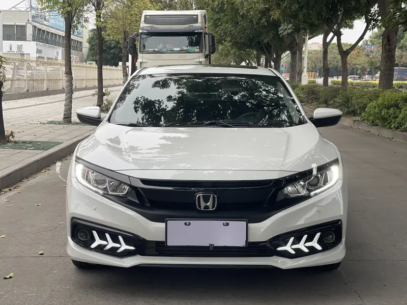 Honda Civic — фото 2