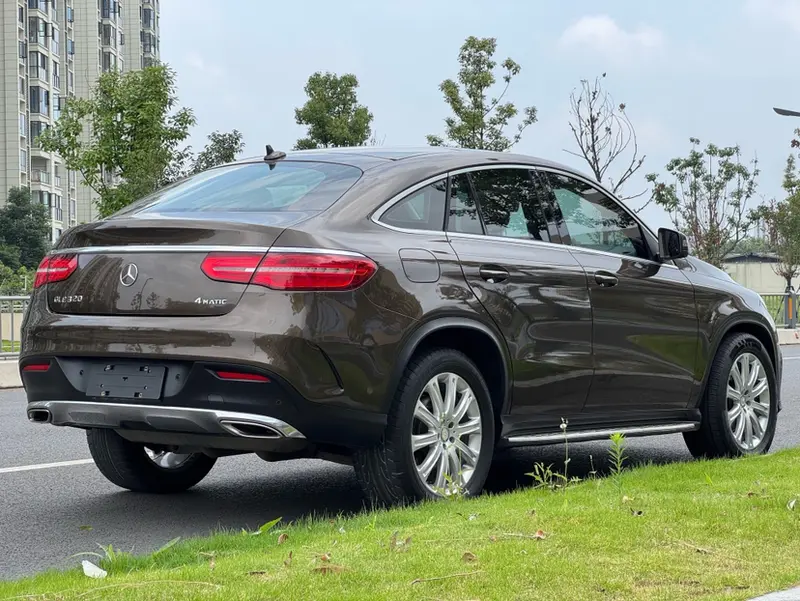 Mercedes-Benz Gle Jiao Pao — фото 7