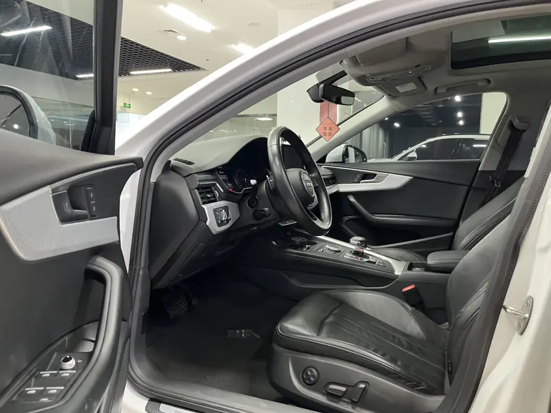 Audi A4L 30 40 TFSI стиль — фото 8