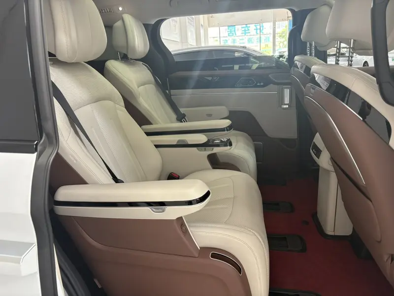 BYD Xia DM-i 180KM — фото 14