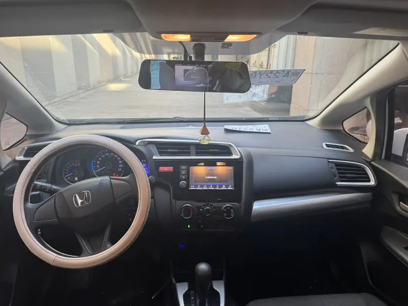 Honda Fit 1.5L LXS CVT — фото 7