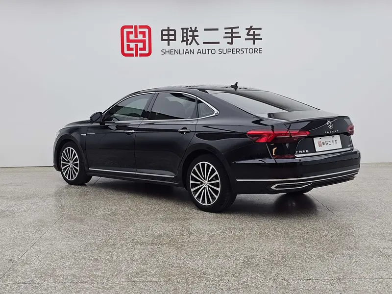 Volkswagen Passat — фото 4