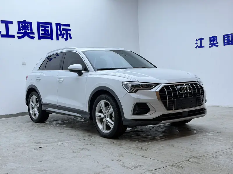 Audi Q3 — фото 3