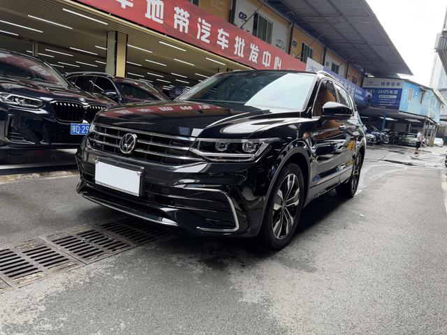 Volkswagen Tiguan L 2024 Черный из Китая, фото 6