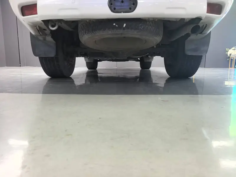 Toyota Prado — фото 10