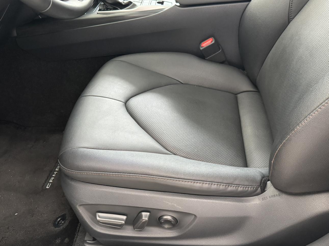 Toyota Camry: фотография 20 из 27