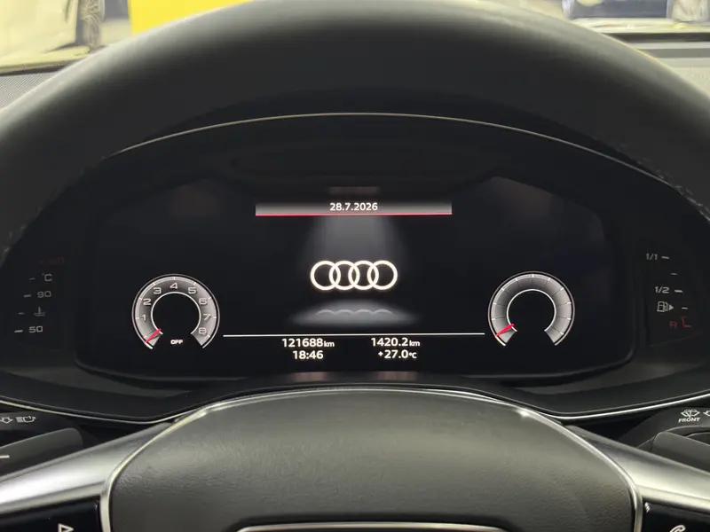 Audi A6L — фото 15