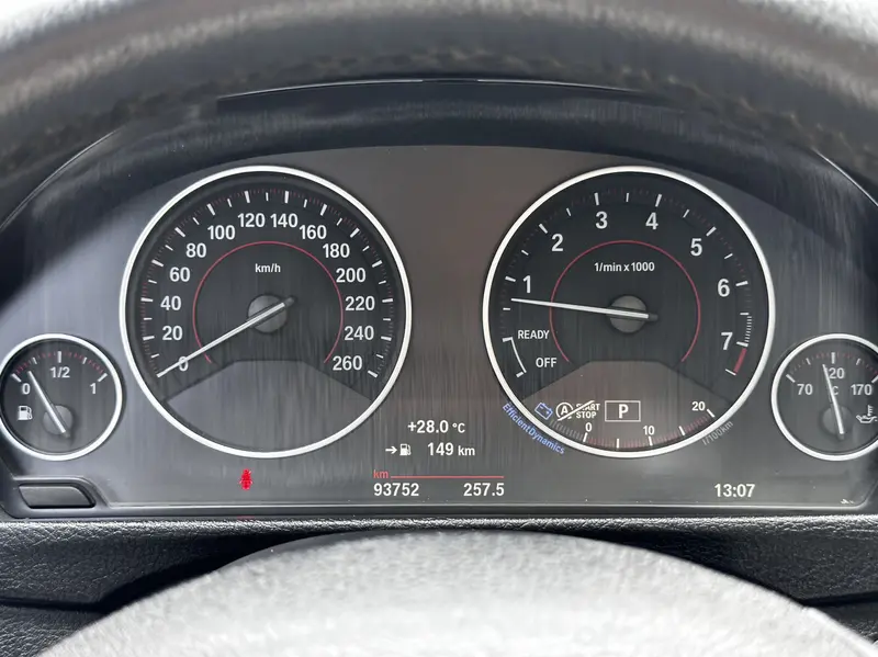 BMW 3 Series — фото 12