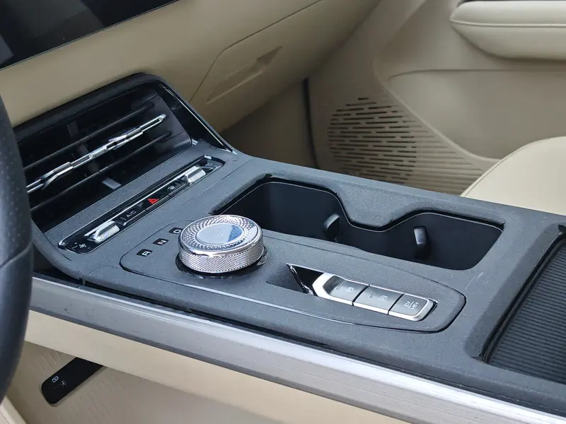 Wuling Xingguang PHEV 150 Plus — фото 13