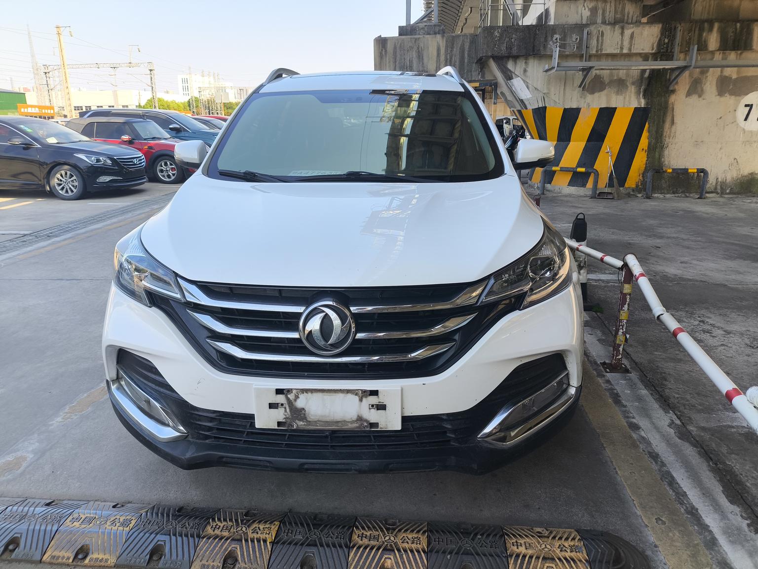 Dongfeng AX7 — фотографии объявления, Фото 2